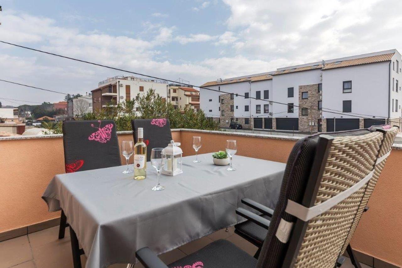 Apartment Dubravka Near The Sandy Beach Медулин Экстерьер фото